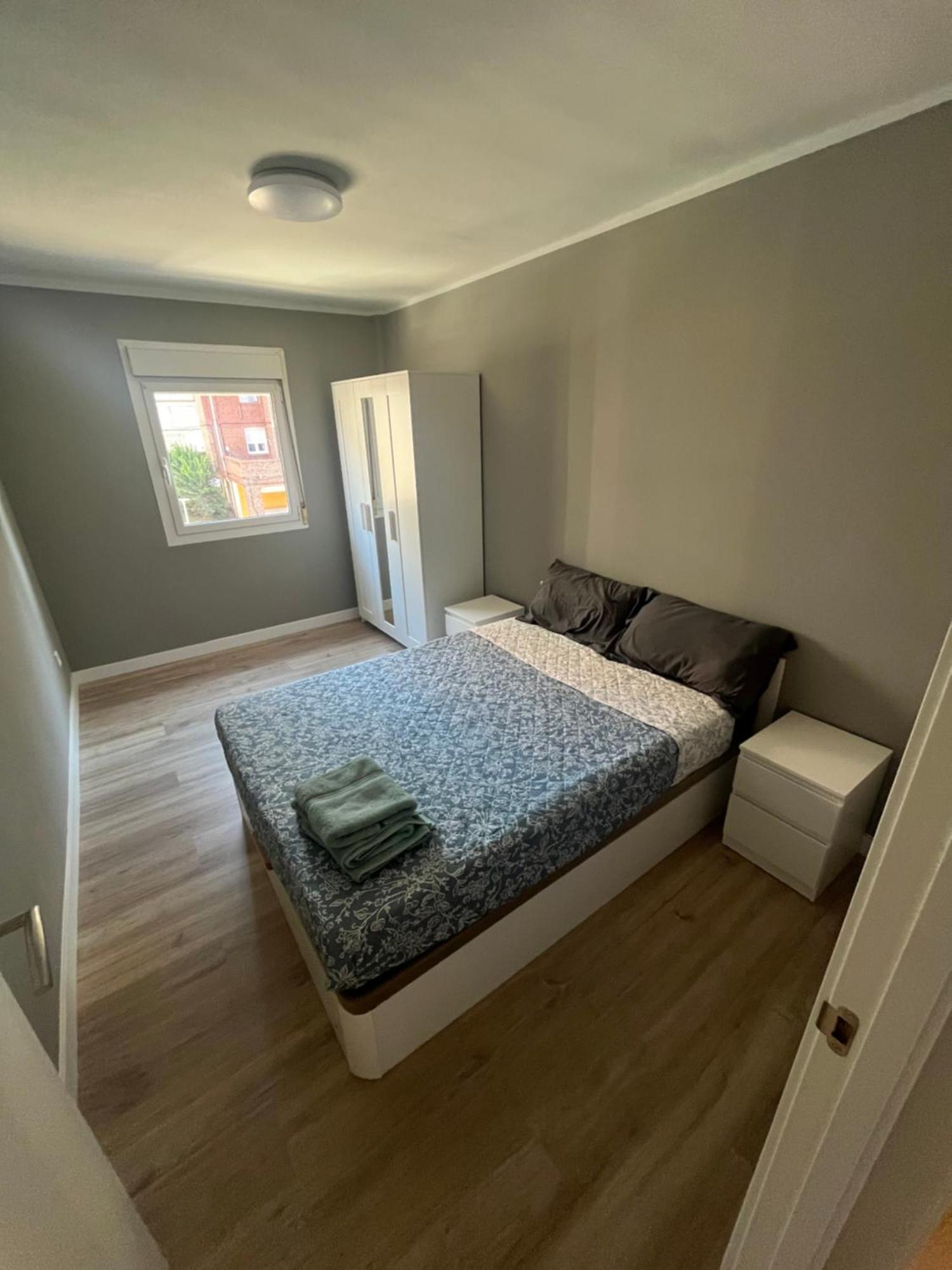 Piso A Un Paso Centro Con Zona Aparcamiento Gratuita Apartamento *