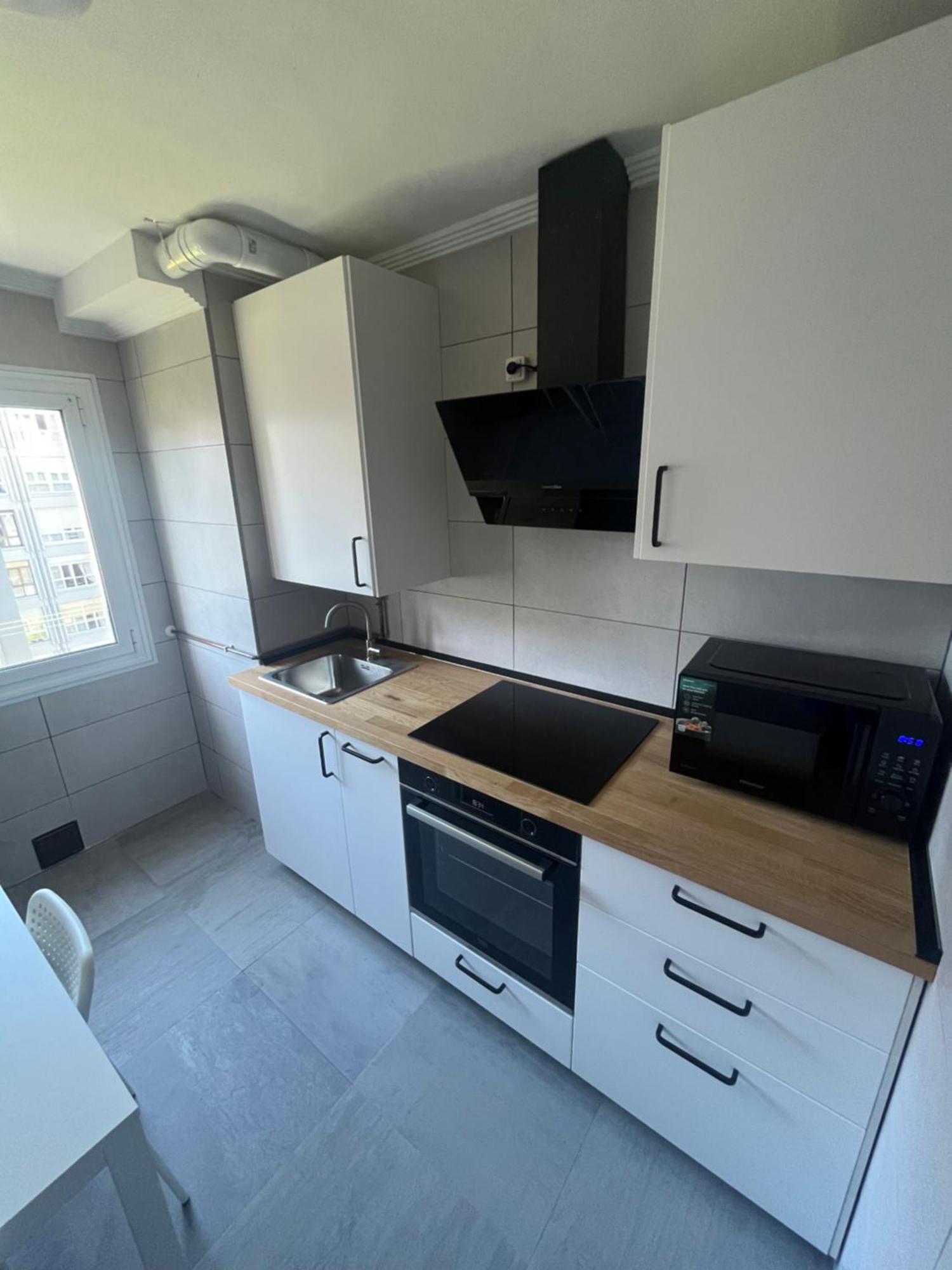Piso A Un Paso Centro Con Zona Aparcamiento Gratuita Apartamento *